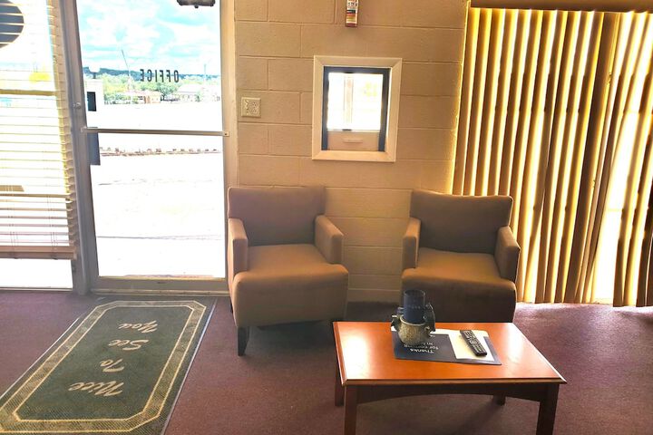 Hotel Interior 4 of 11