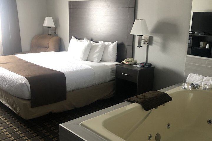 Room 13 of 51