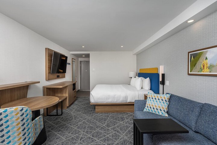 Hampton Inn by Hilton Montreal East Anjou