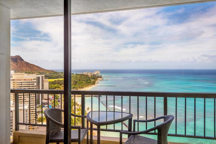 Hyatt Regency Waikiki Beach Resort & Spa