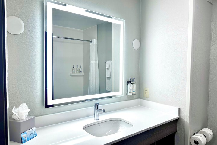Holiday Inn Express Hinesville by IHG