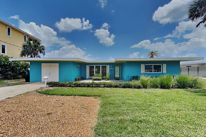 Ocean Shore by Distinctive Beach Rentals