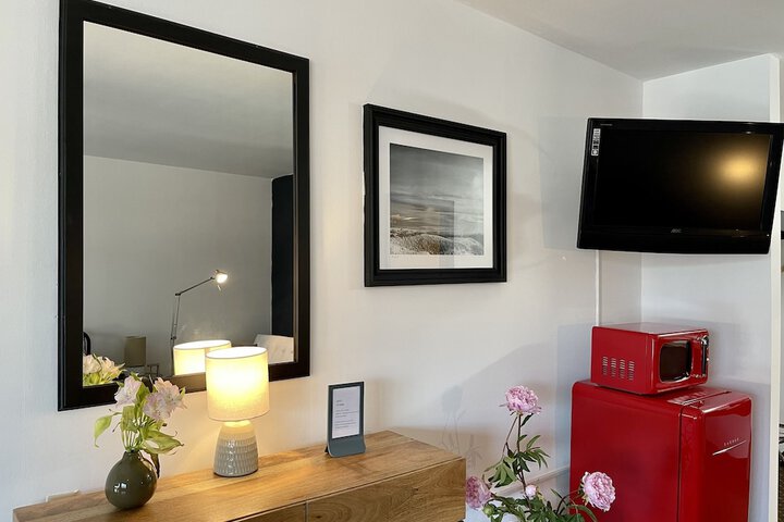 Room 50 of 68