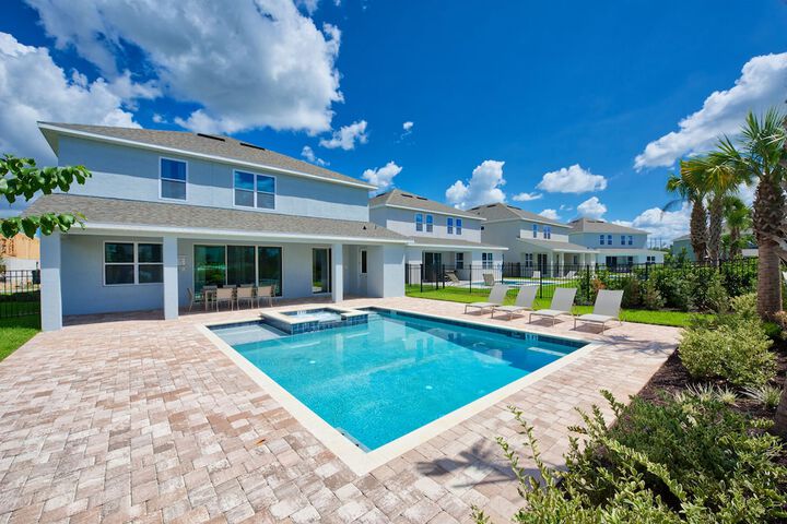 Pool 59 of 705