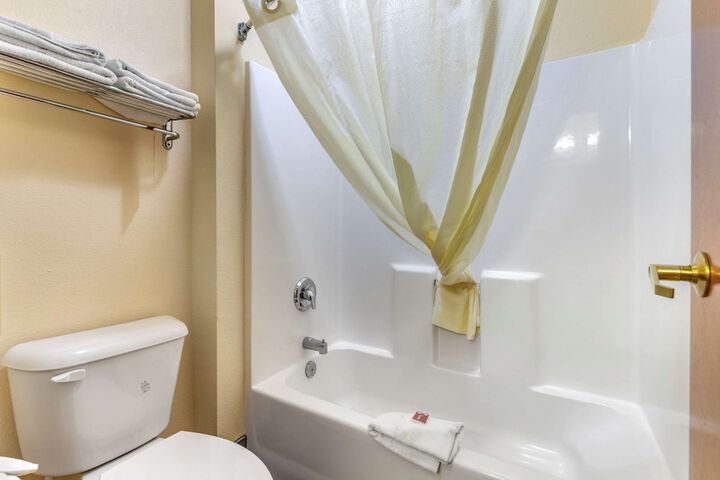 Room 15 of 29