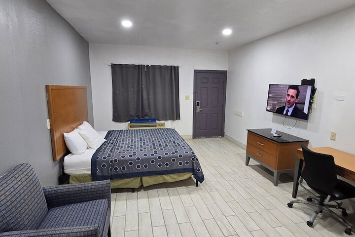 Room 49 of 53