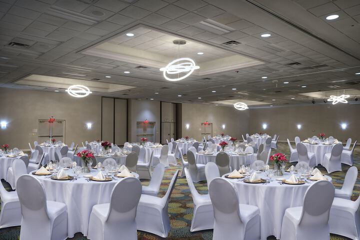 Ballroom/Hall 41 of 46