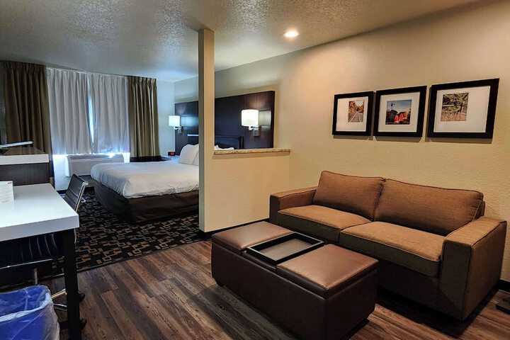 Room 12 of 29
