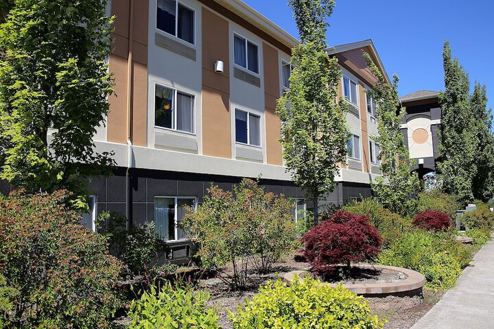 Holiday Inn Express & Suites Ashland by IHG