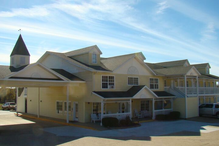 Honeysuckle Inn - Mountain View