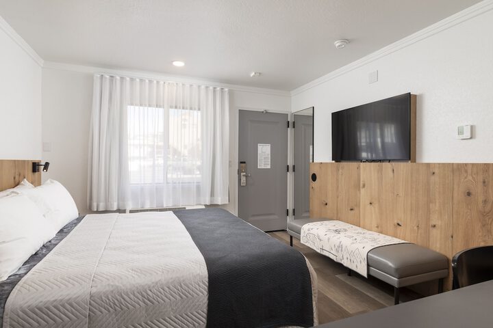 Room 38 of 54
