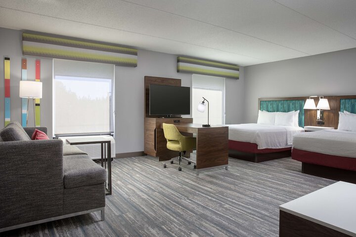 Room 10 of 37
