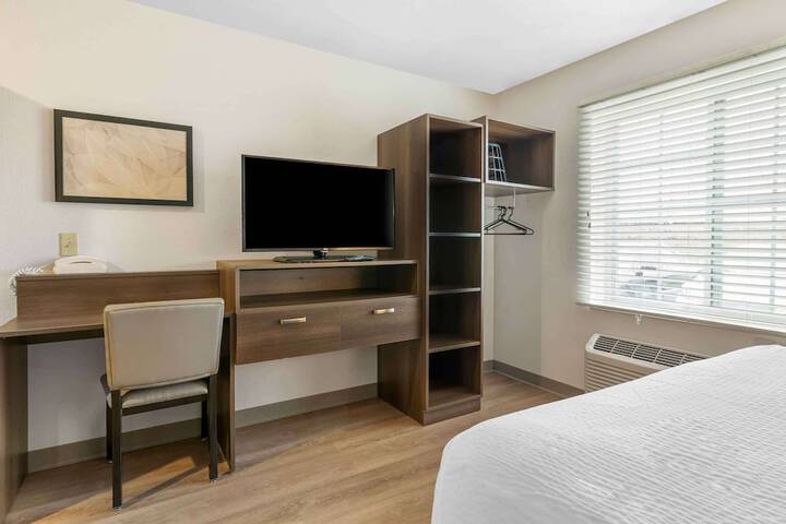 Room 14 of 26