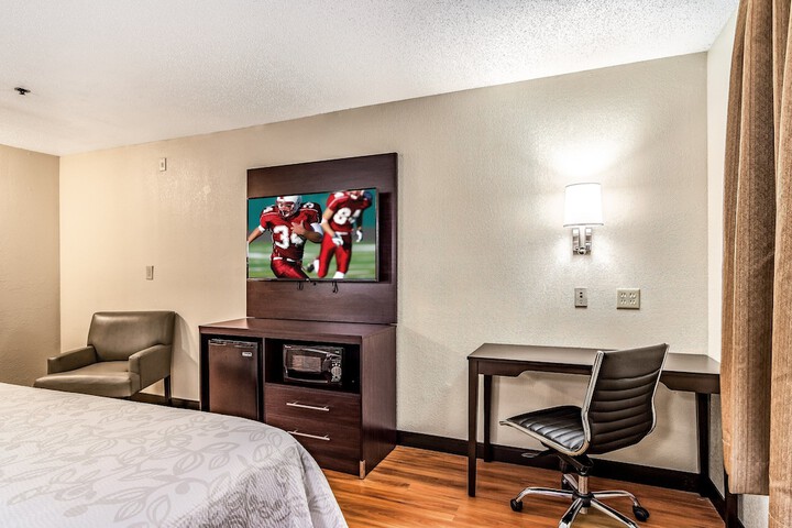 Room 14 of 30