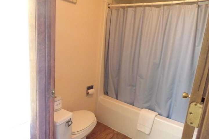 Room 12 of 22