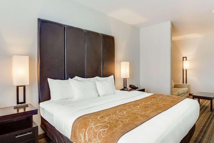 Comfort Suites Mandeville - Covington