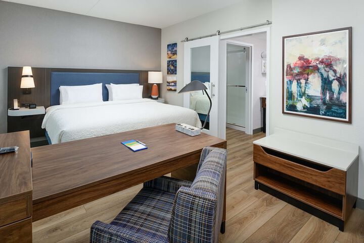 Room 29 of 46