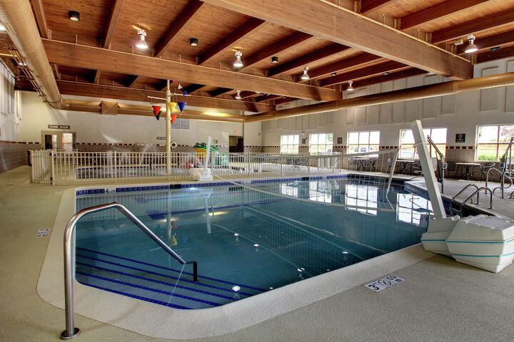 Hampton Inn & Suites Chicago / Aurora