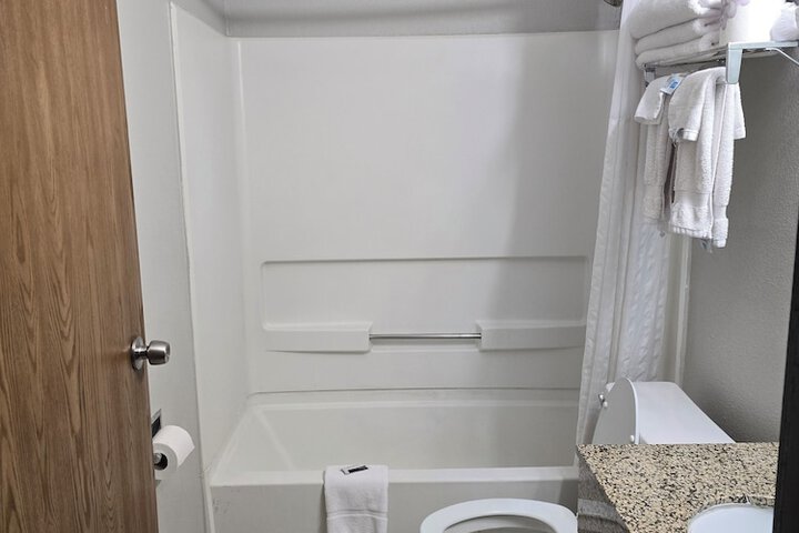 Antelope Inn and Suites
