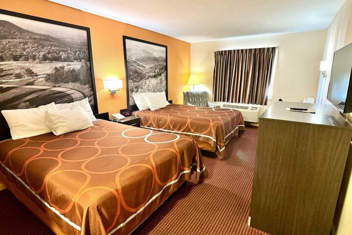 Room 9 of 21