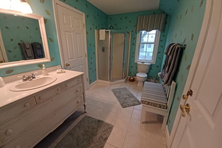 Room 15 of 43