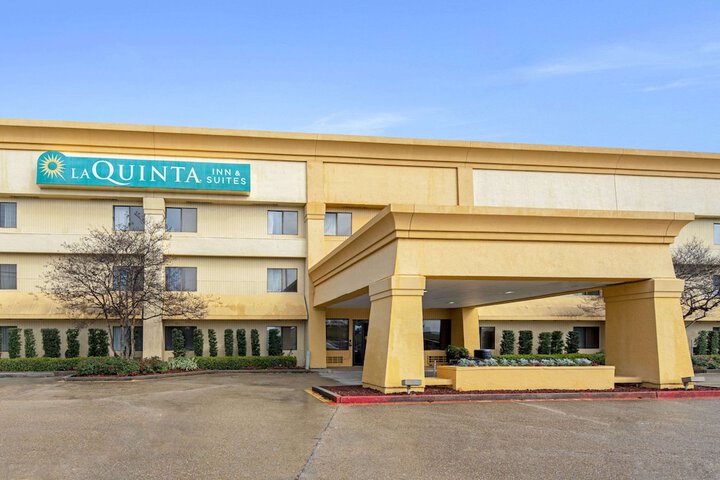 Hotel 4 of 67