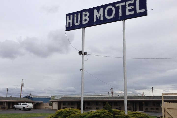 The Hub Motel