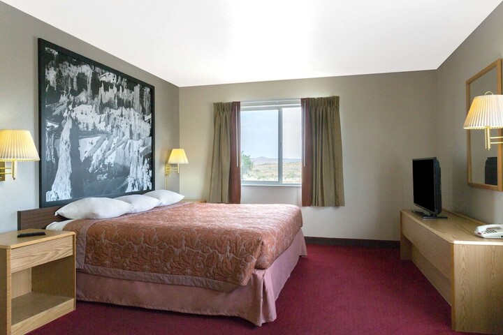 Room 16 of 22