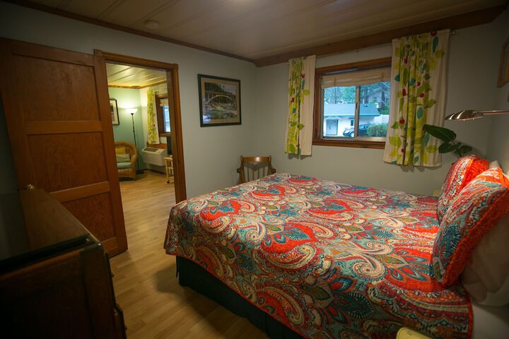 Room 57 of 236