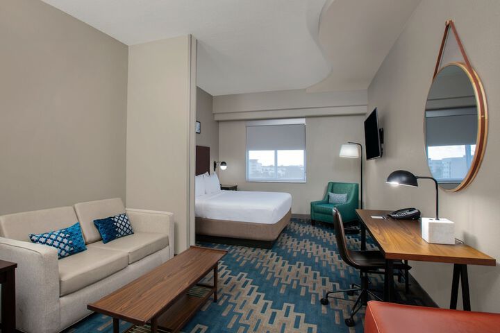 Room 16 of 29
