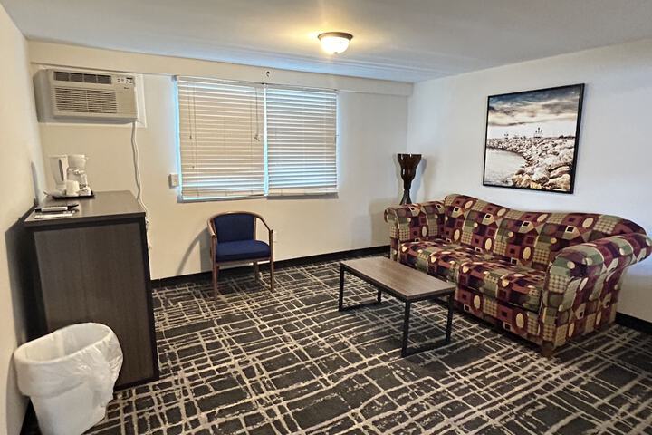 Room 18 of 31