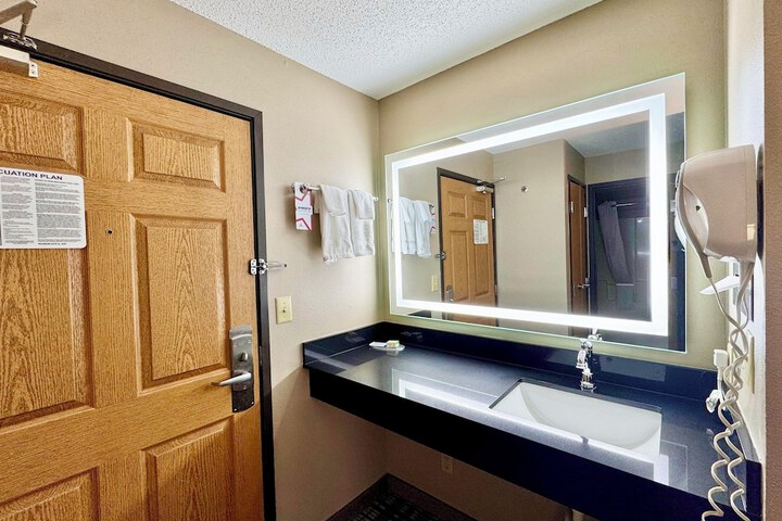 AmericInn by Wyndham Rice Lake