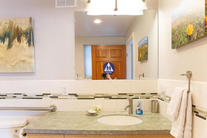 90 San Luis Street Unit B