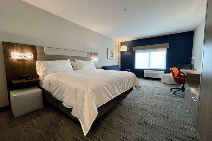 Room 26 of 50