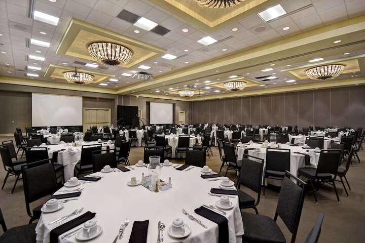 Embassy Suites by Hilton Montgomery Hotel & Conference Ctr