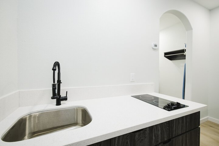 Sapphire Inn and Suites