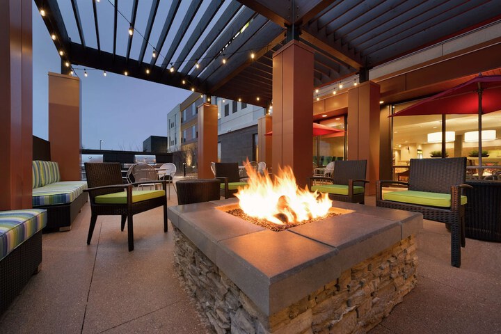 Terrace/Patio 27 of 28