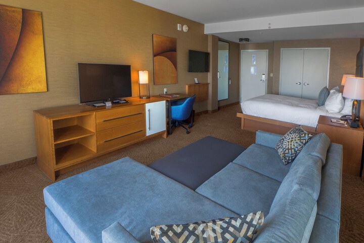 DoubleTree by Hilton Hotel Niagara Falls New York