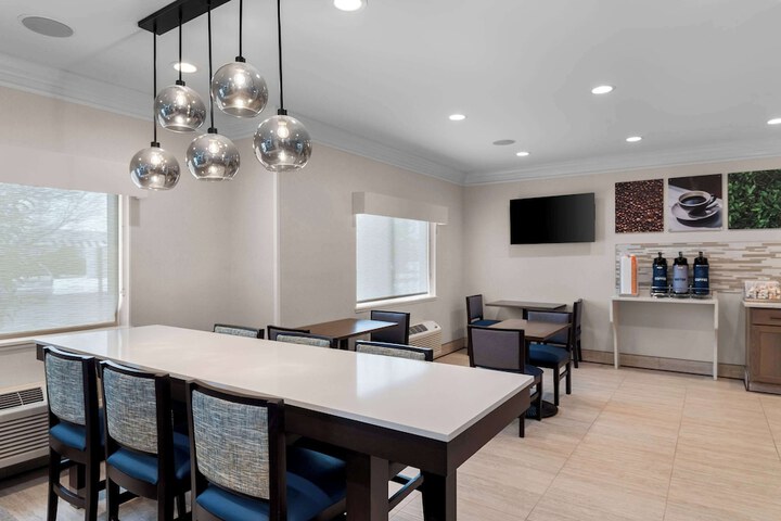 Hotel Interior 13 of 65