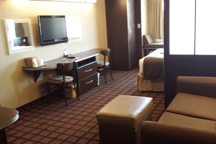 Room 4 of 22