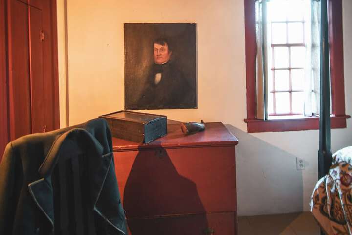 Room 20 of 33