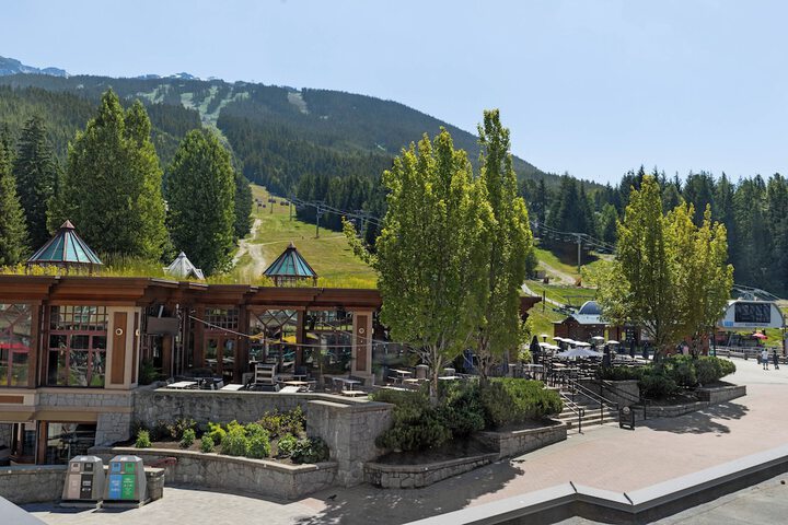 Le Chamois by Whistler Premier