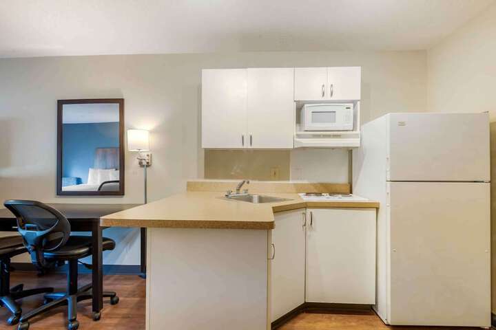 Room 12 of 24