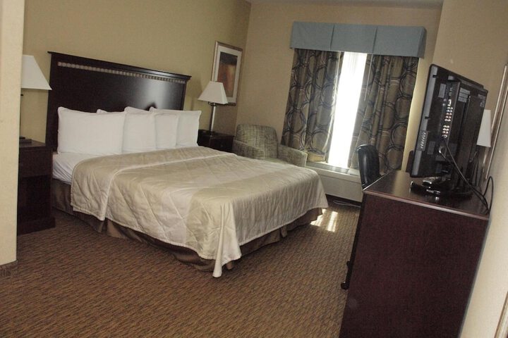 Magnolia Inn & Suites Savannah Airport