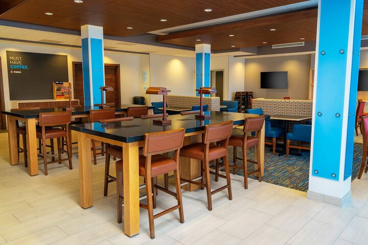 Hotel 4 of 37