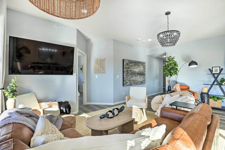 Reeds Spring Condo 3 Mi to Silver Dollar City!