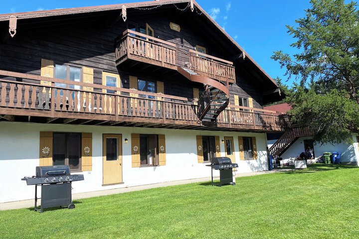 Hotel 7 of 211