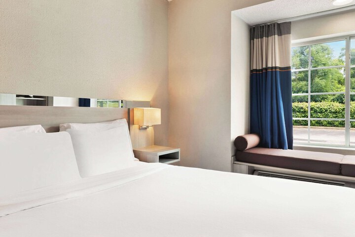 Microtel Inn & Suites by Wyndham Florence / Cincinnati Airport