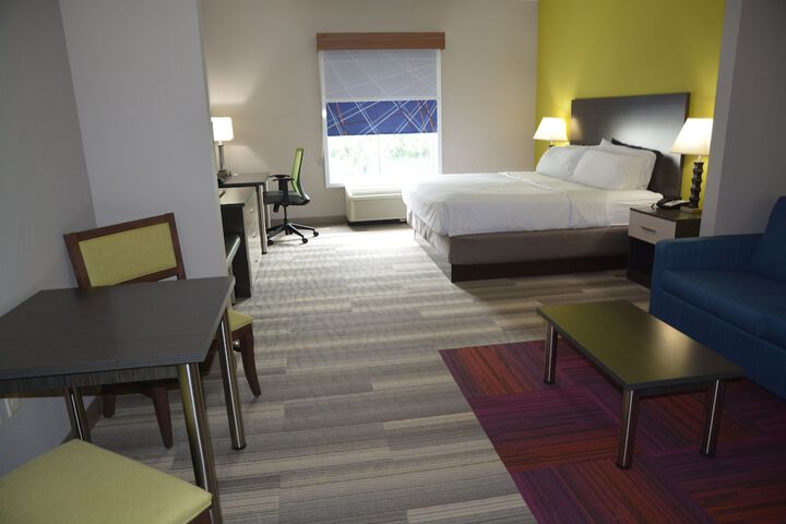 Room 18 of 35