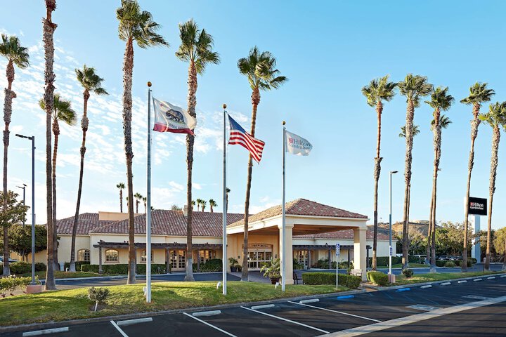 Hotel 1 of 28